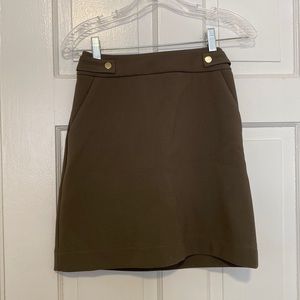 Green H&M skirt with pockets!!